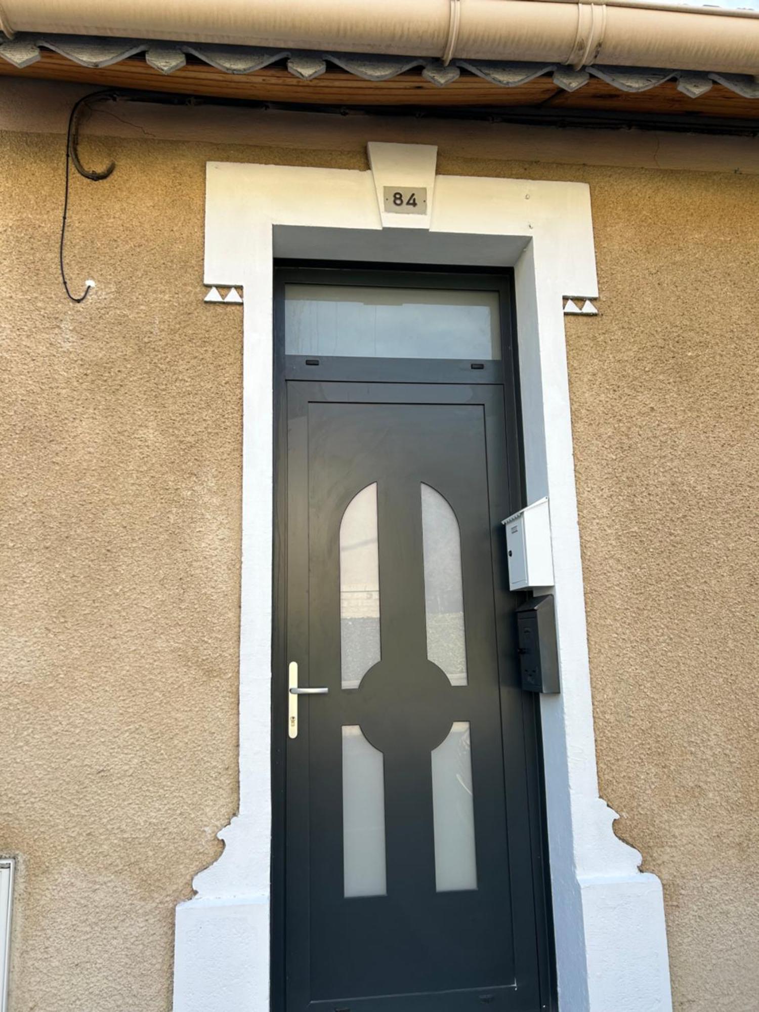 La Petite Maison Des Boettes Hébergement de vacances Carpentras
